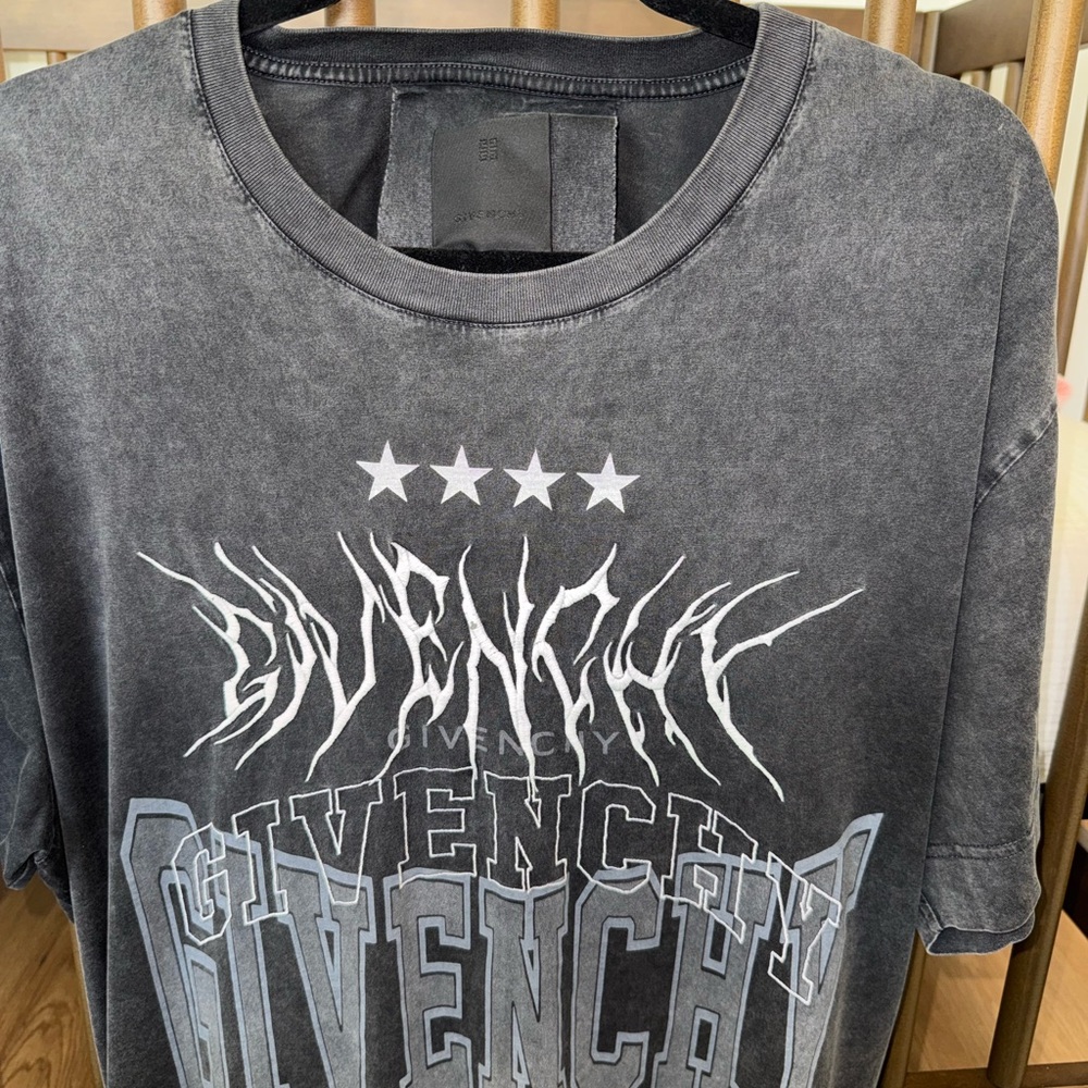 Givenchy Men's Charcoal Graphic Tee